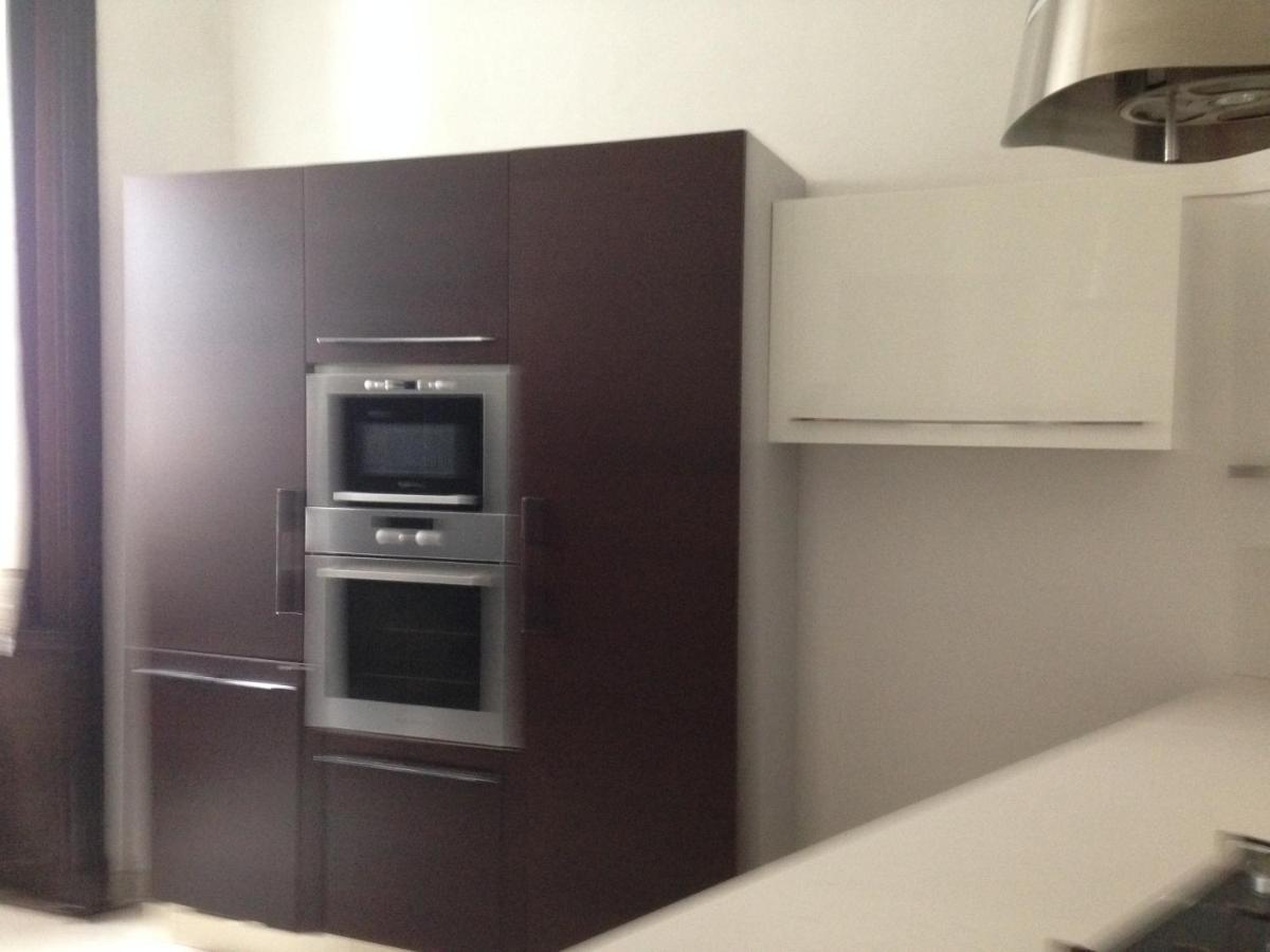 Casa Lisa Apartment โกโม ห้อง รูปภาพ