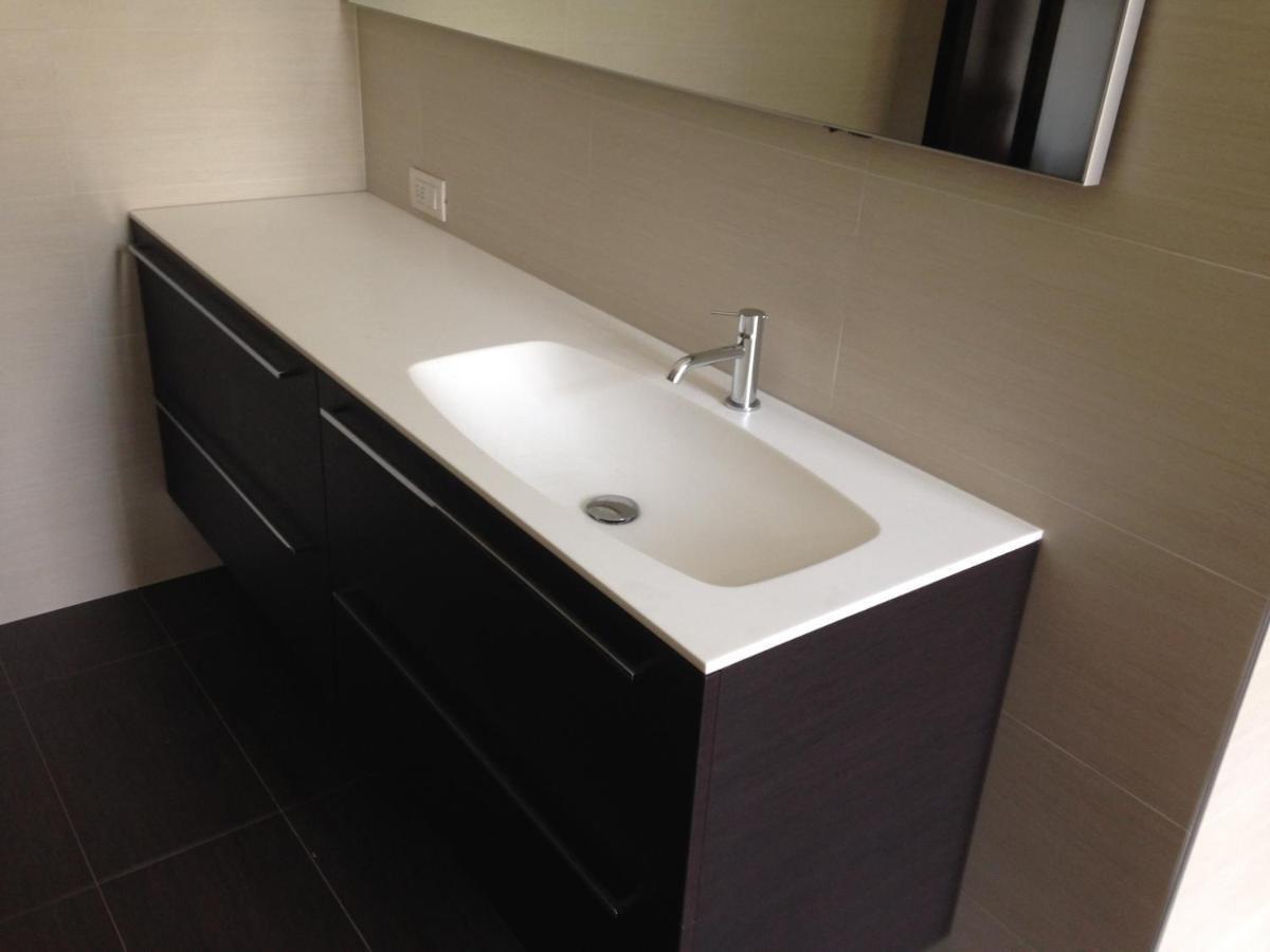 Casa Lisa Apartment โกโม ห้อง รูปภาพ