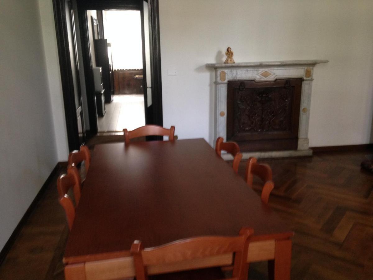 Casa Lisa Apartment โกโม ห้อง รูปภาพ