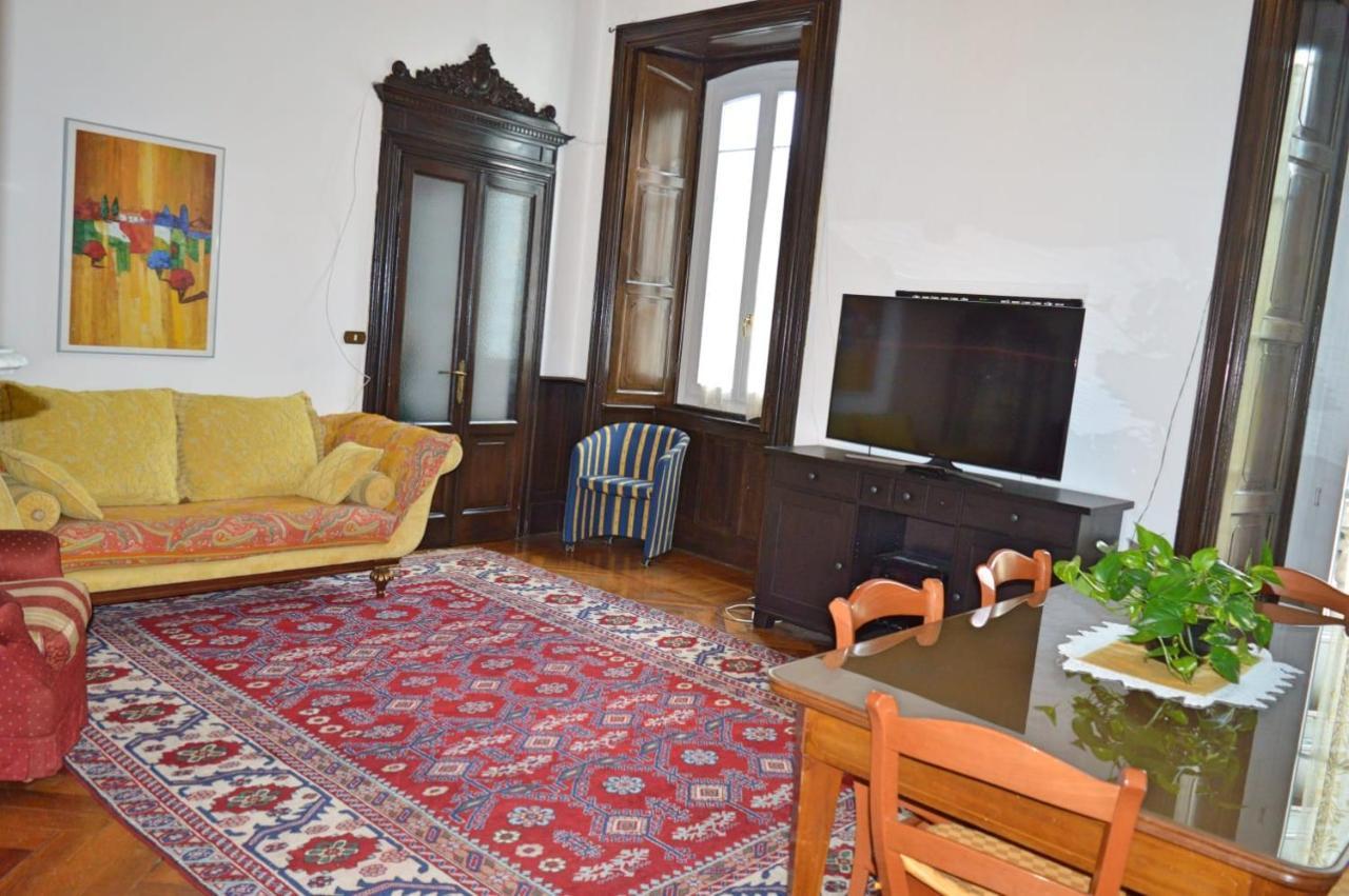 Casa Lisa Apartment โกโม ภายนอก รูปภาพ